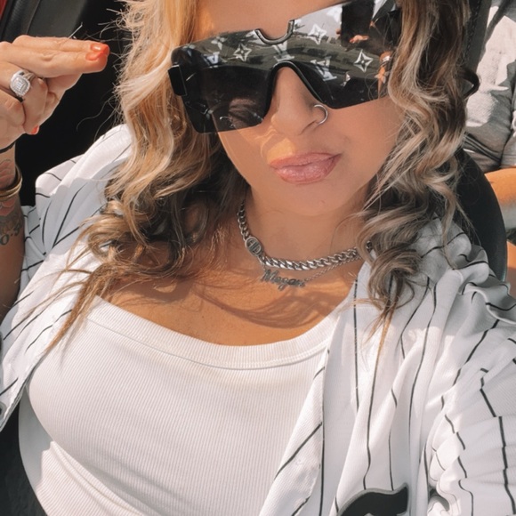 Meet your Posher, Megan - Picture 5 of 7